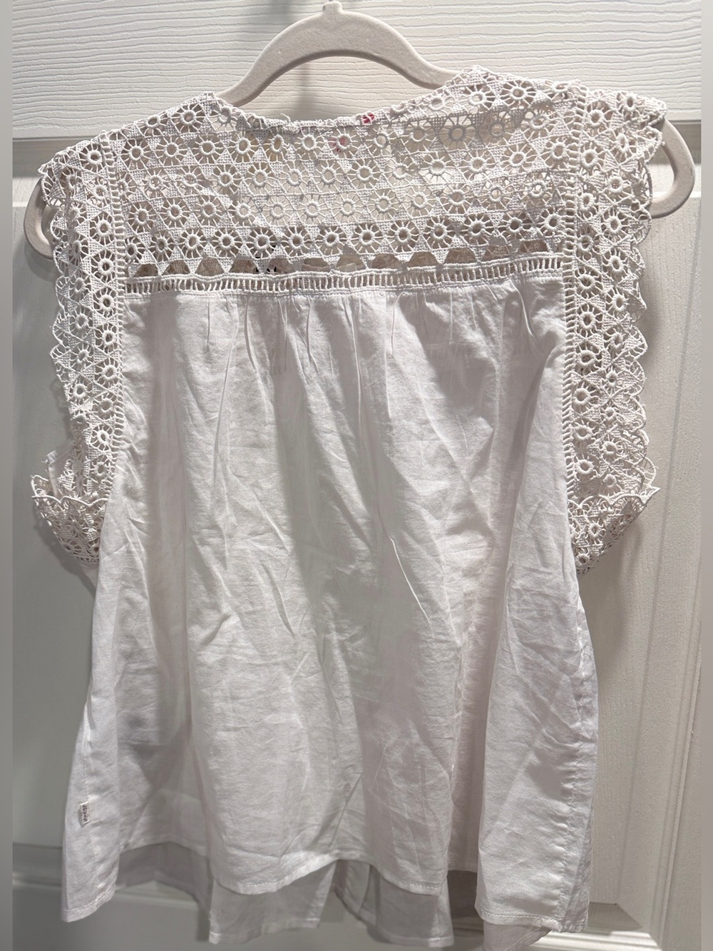 NWT Levi’s White Lace Crochet Blouse Medium Boho Cottagecore Eyelet Cotton Top - Picture 9 of 11